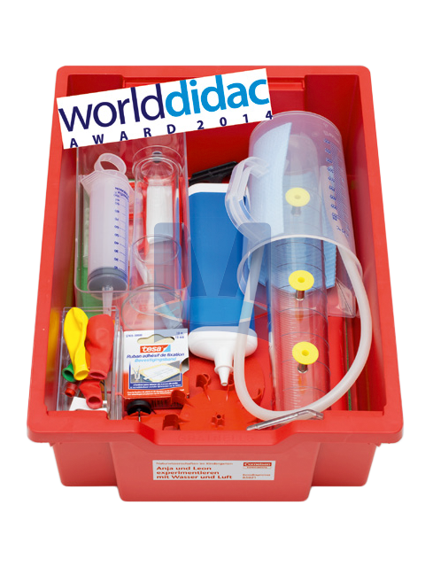 Anna a Leon experimentují s vodou a vzduchem