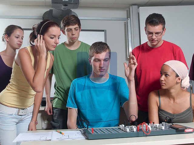 Žákovská souprava SEG Elektronika