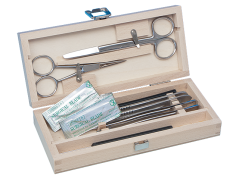 Preparační sada v dřevěné kazetě