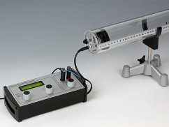 Studentský funkční generátor Studentský funkční generátor